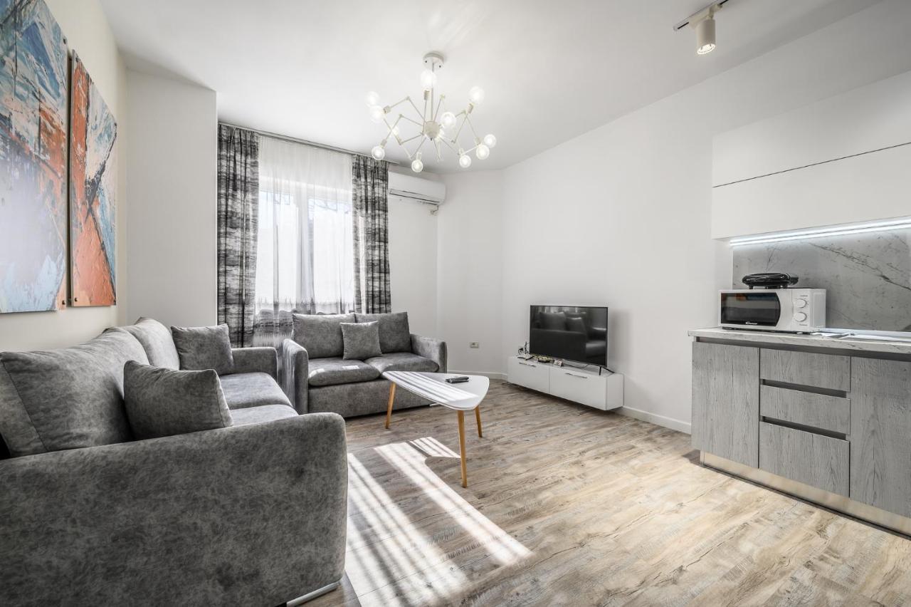 Miku Apartment-Modernly Designed Downtown Tirana Exteriér fotografie